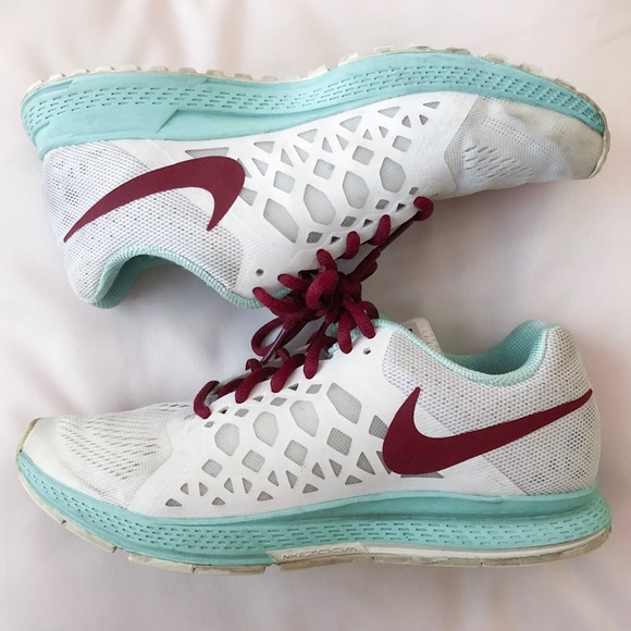 Nike Shoes - Nike ID Zoom Pegasus 31